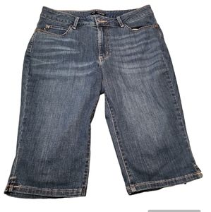 Lee Modern Series Ladies Capris, Curvy Fit Waist Size 32